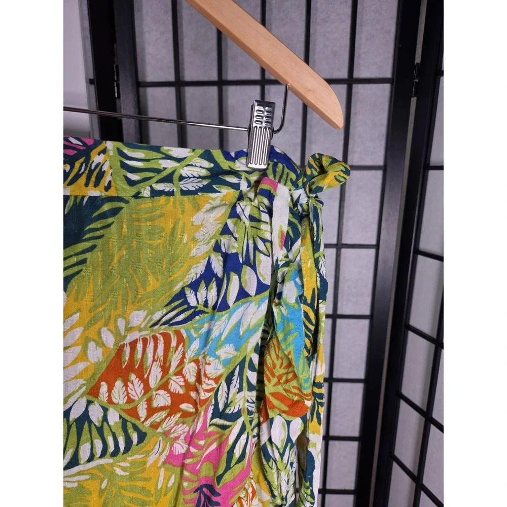 Nicole Miller NY Medium Restort  Vacation Wrap Skirt Tropical Gauzy Ruffle Palms